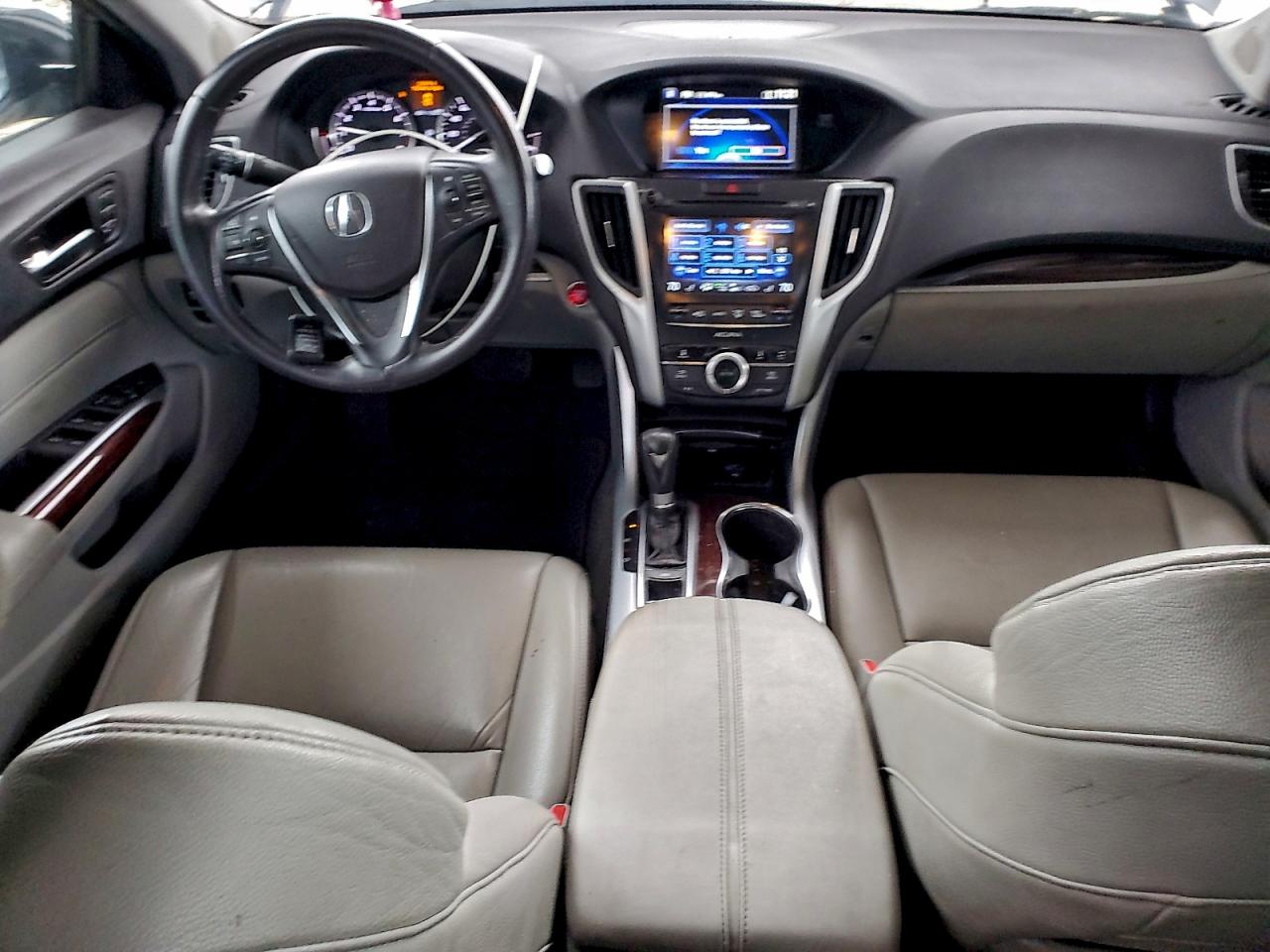 Acura TLX Image 8