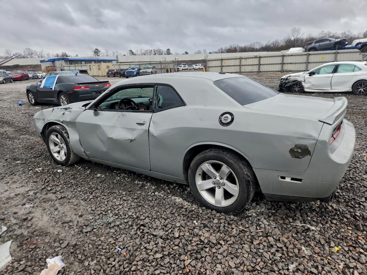 Dodge Challenger Image 2