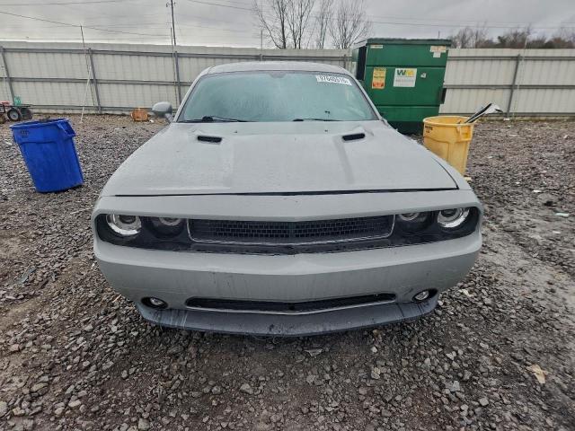 Dodge Challenger Image 4