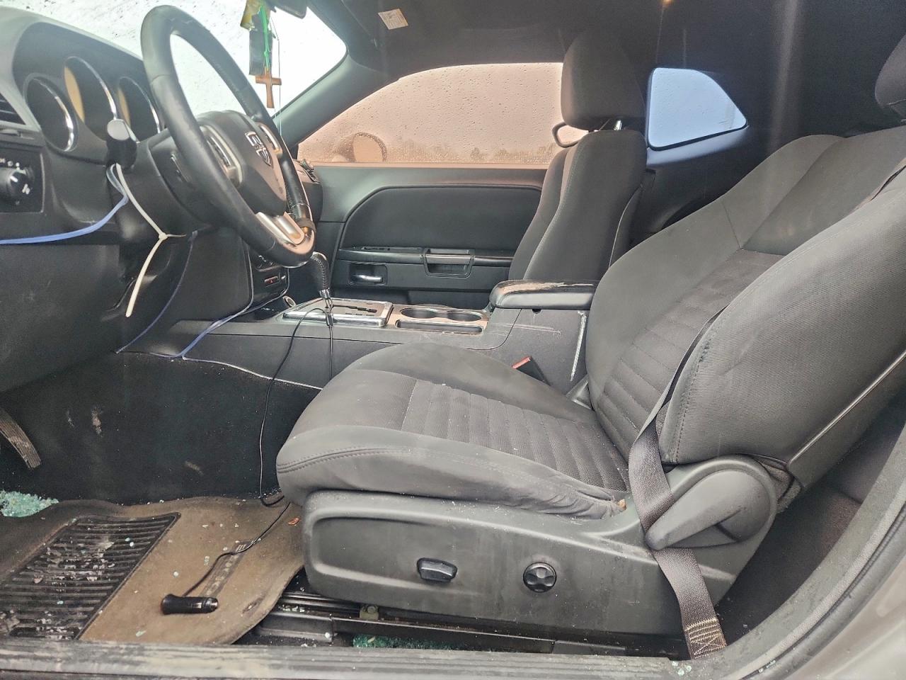 Dodge Challenger Image 8