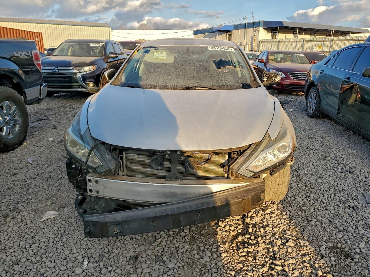 Nissan Altima 2.5 Image 3