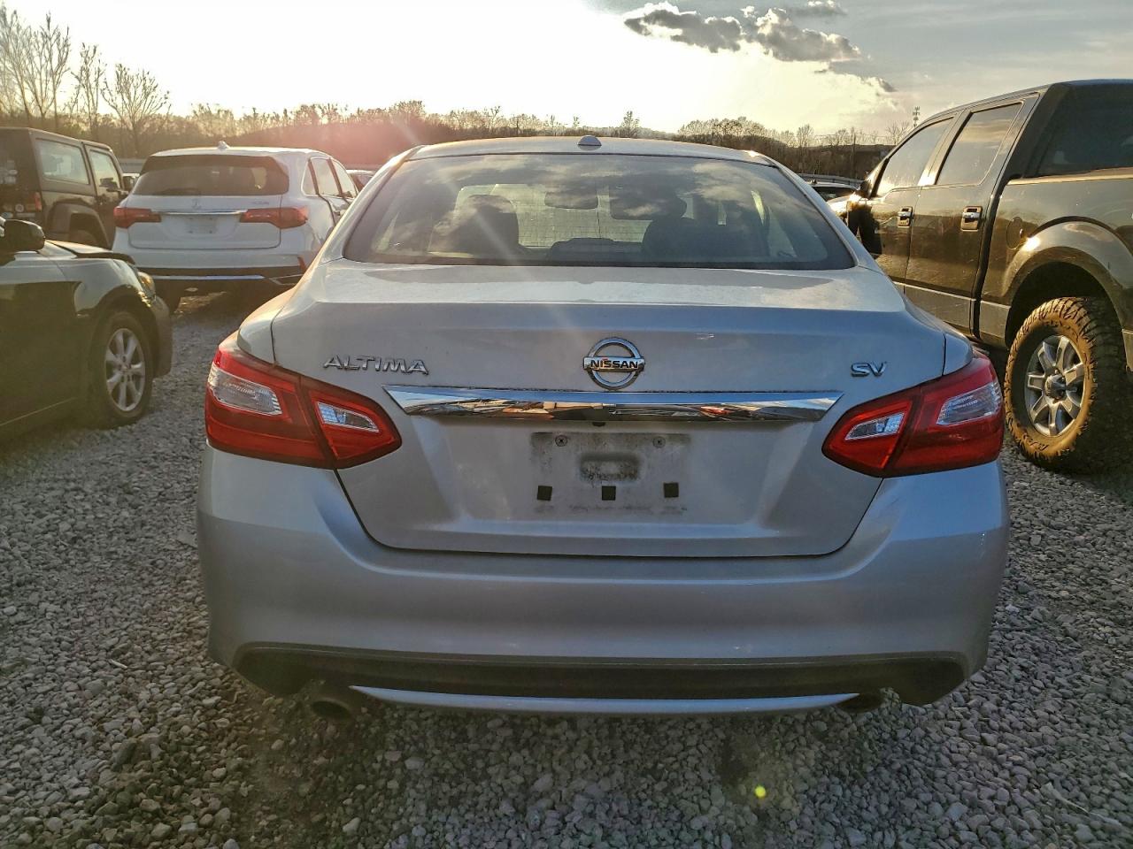 Nissan Altima 2.5 Image 6