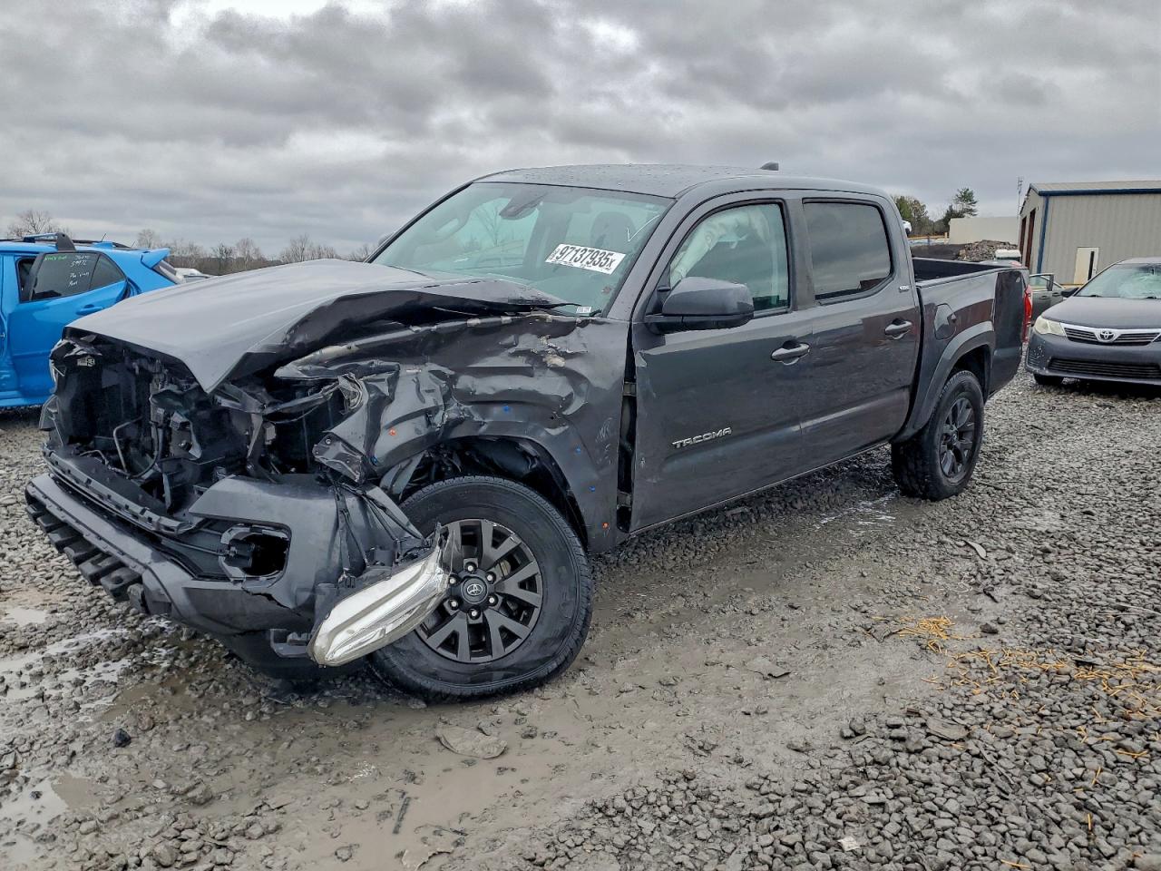 Toyota Tacoma Double Cab Image 1