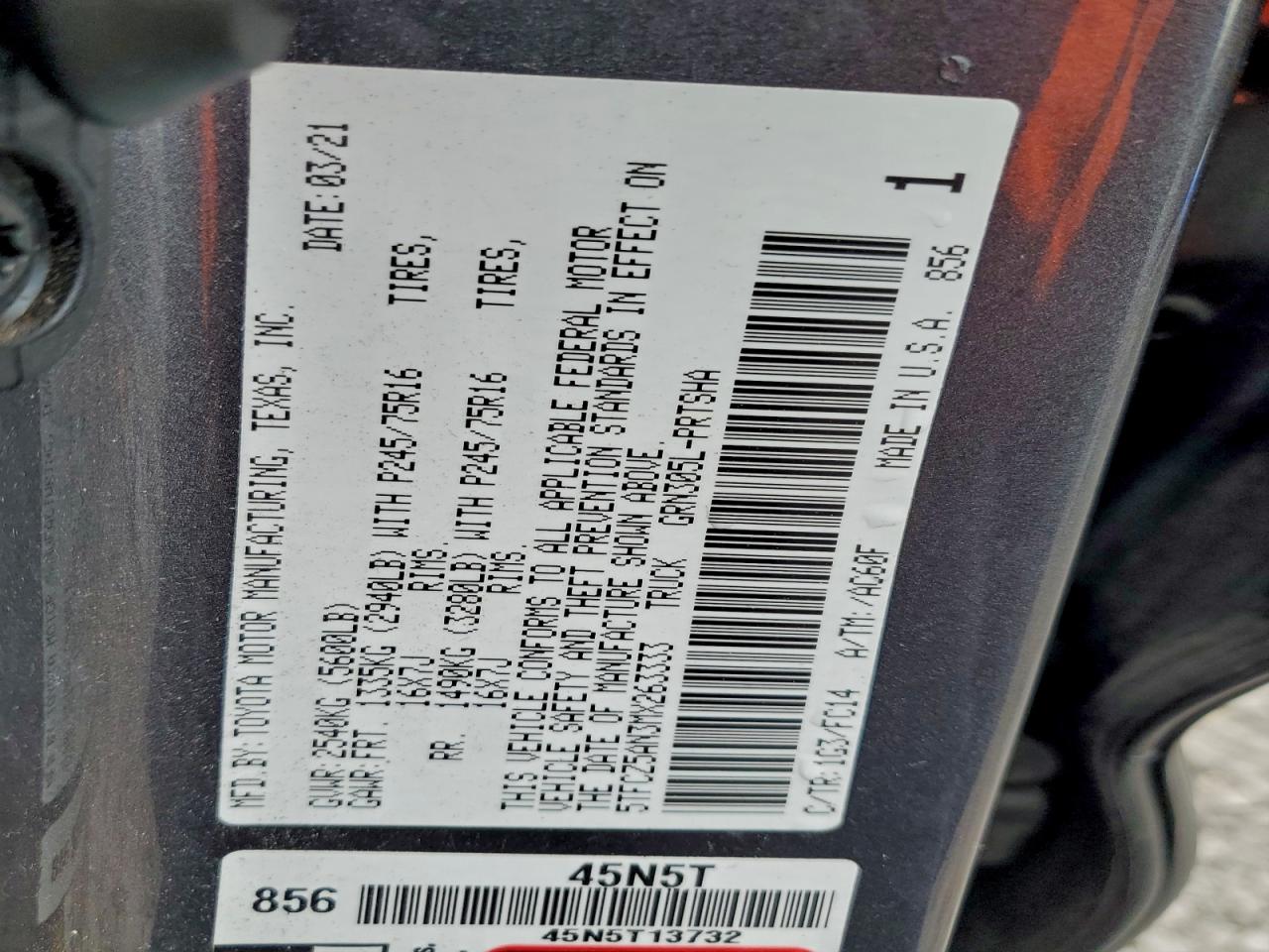 Toyota Tacoma Double Cab Image 8