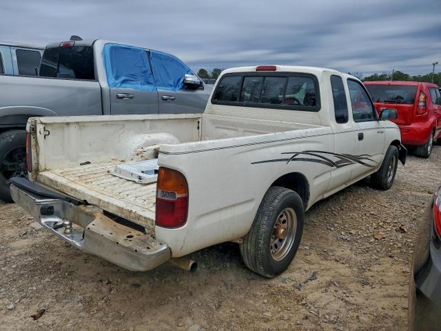 Toyota Tacoma Xtracab Image 4