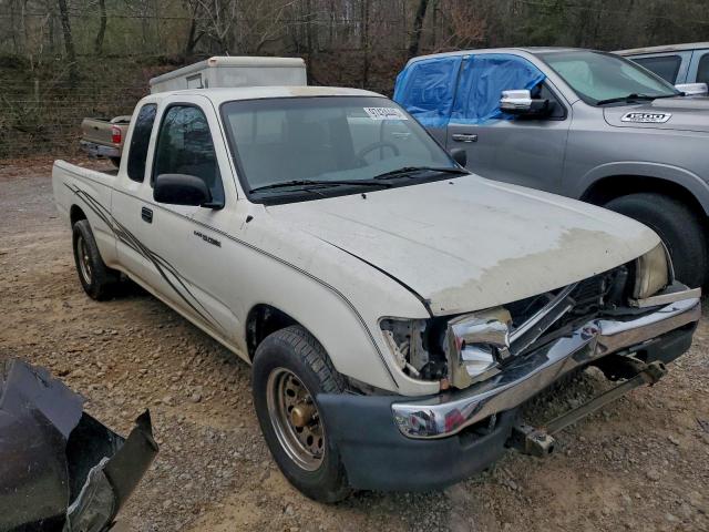 Toyota Tacoma Xtracab Image 3