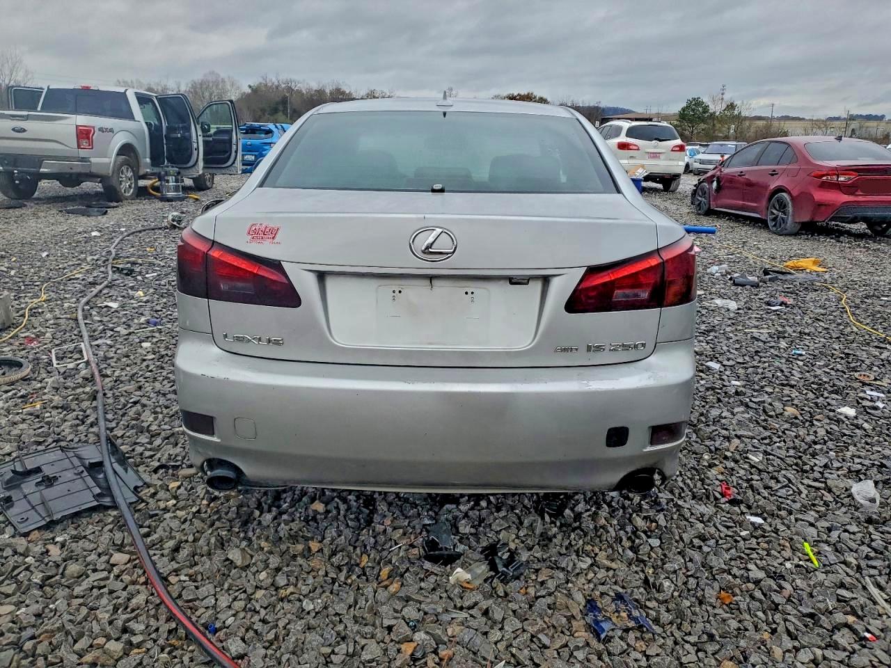 Lexus Is 250 Image 2