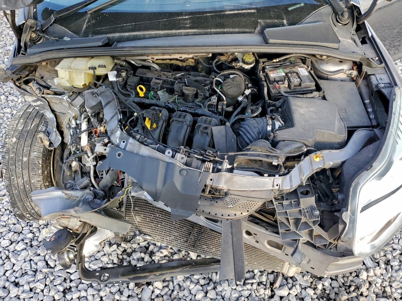 Ford Focus Se Image 12