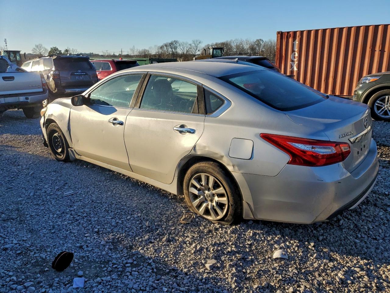 Nissan Altima 2.5 Image 2