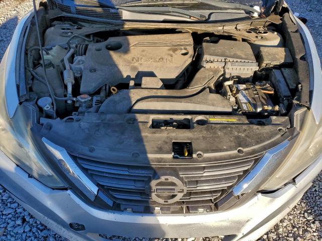 Nissan Altima 2.5 Image 8