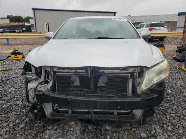 Toyota Camry Base Image 13