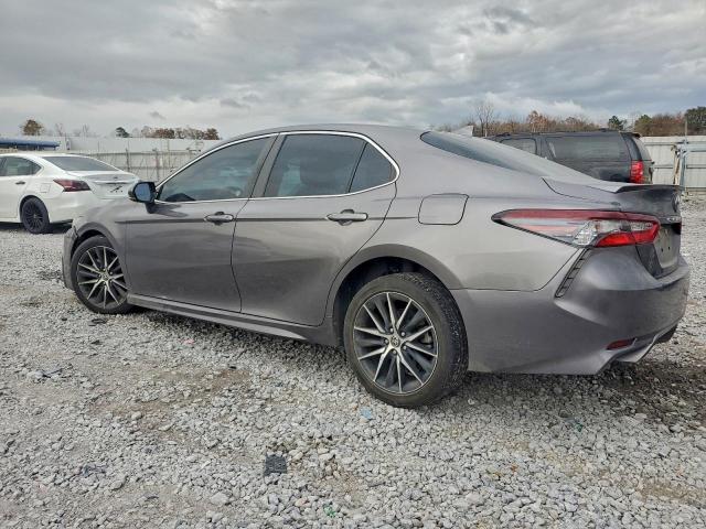 Toyota Camry Se Image 4