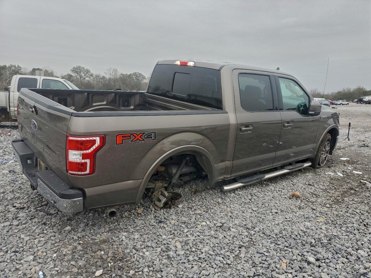 Ford F-150 Supercrew Image 5