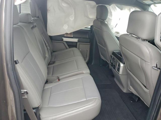 Ford F-150 Supercrew Image 9