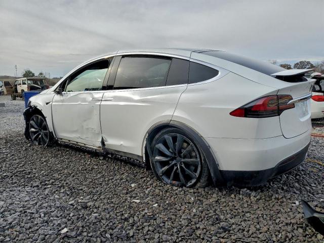 Tesla Model X Image 4