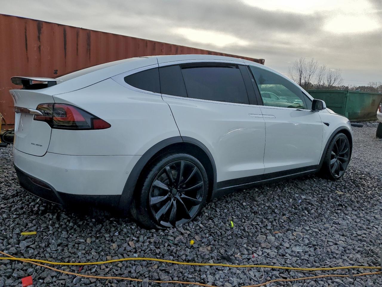 Tesla Model X Image 2