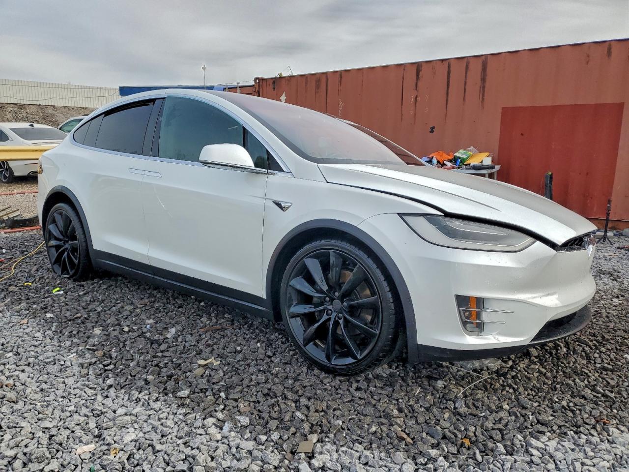 Tesla Model X Image 3