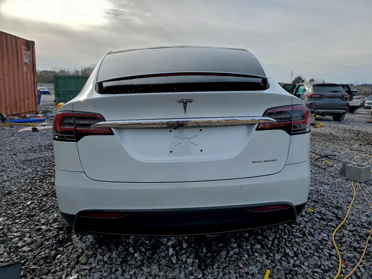 Tesla Model X Image 12