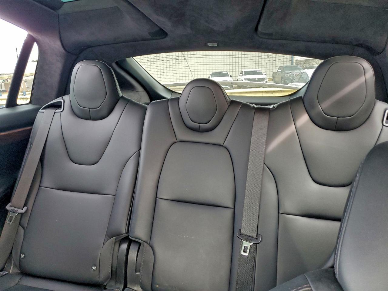 Tesla Model X Image 9