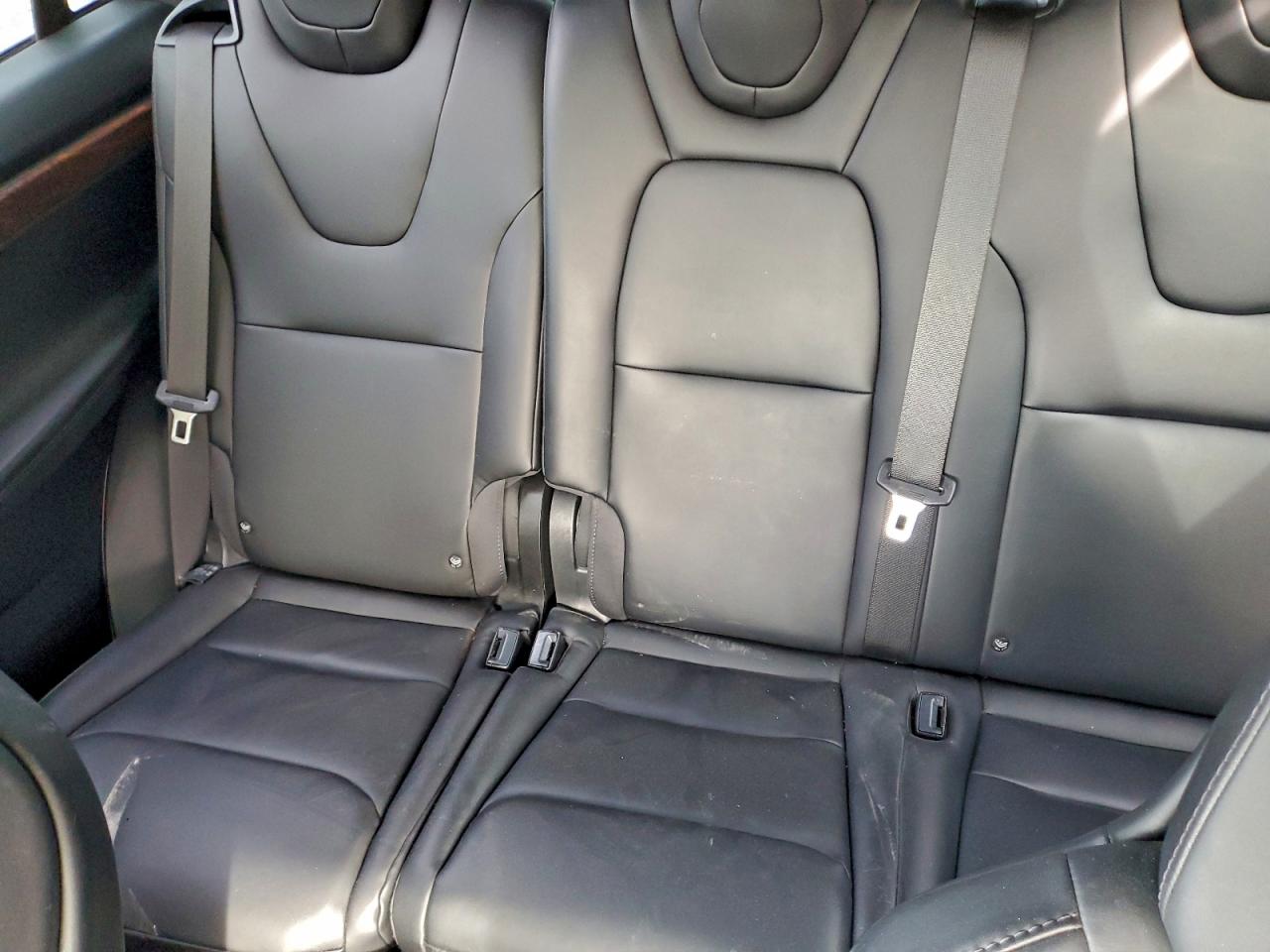 Tesla Model X Image 8