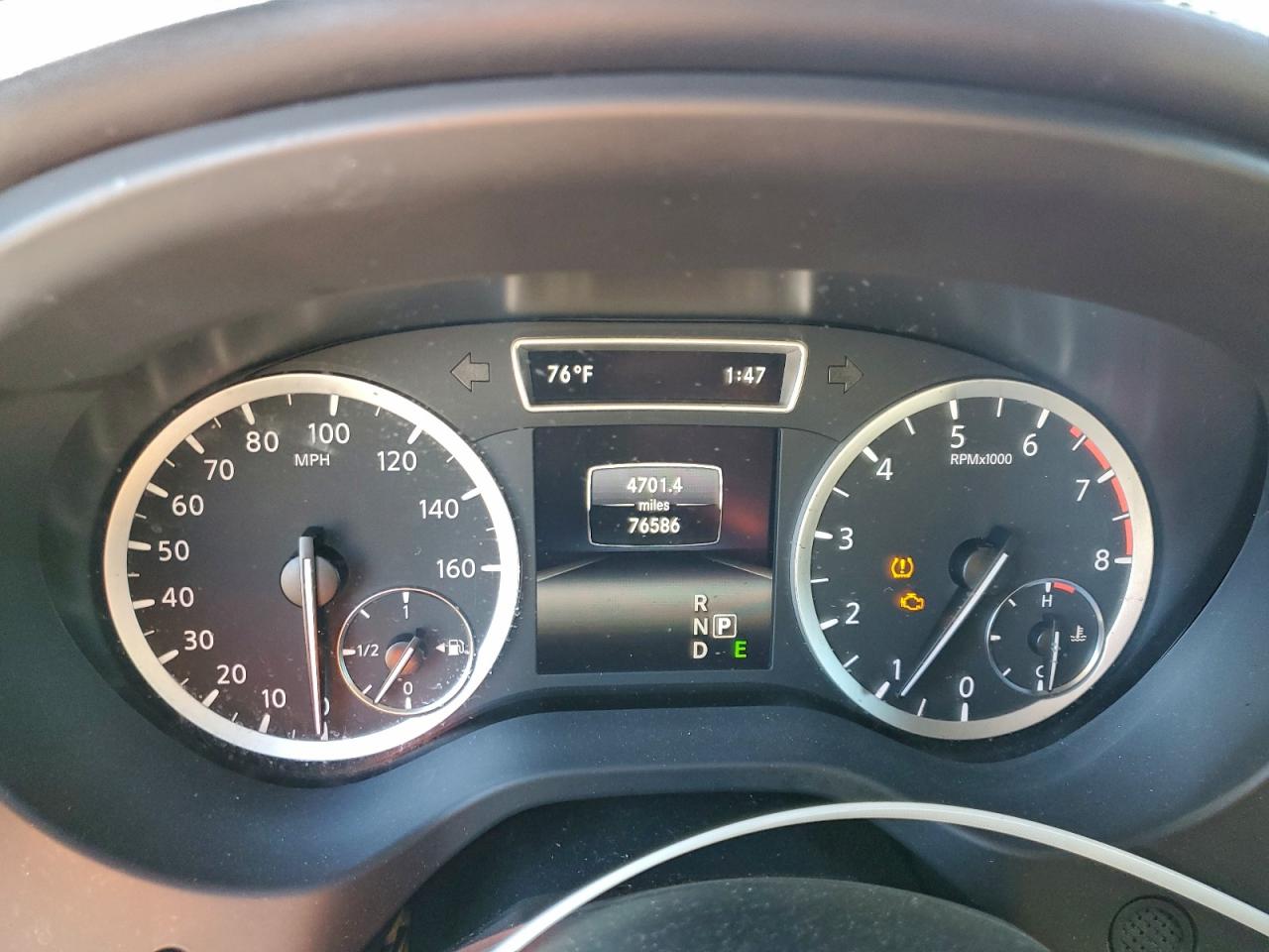 INFINITI Qx Base Image 6