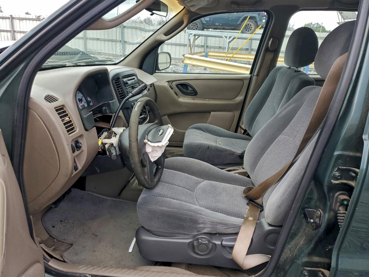 Ford Escape Xls Image 6