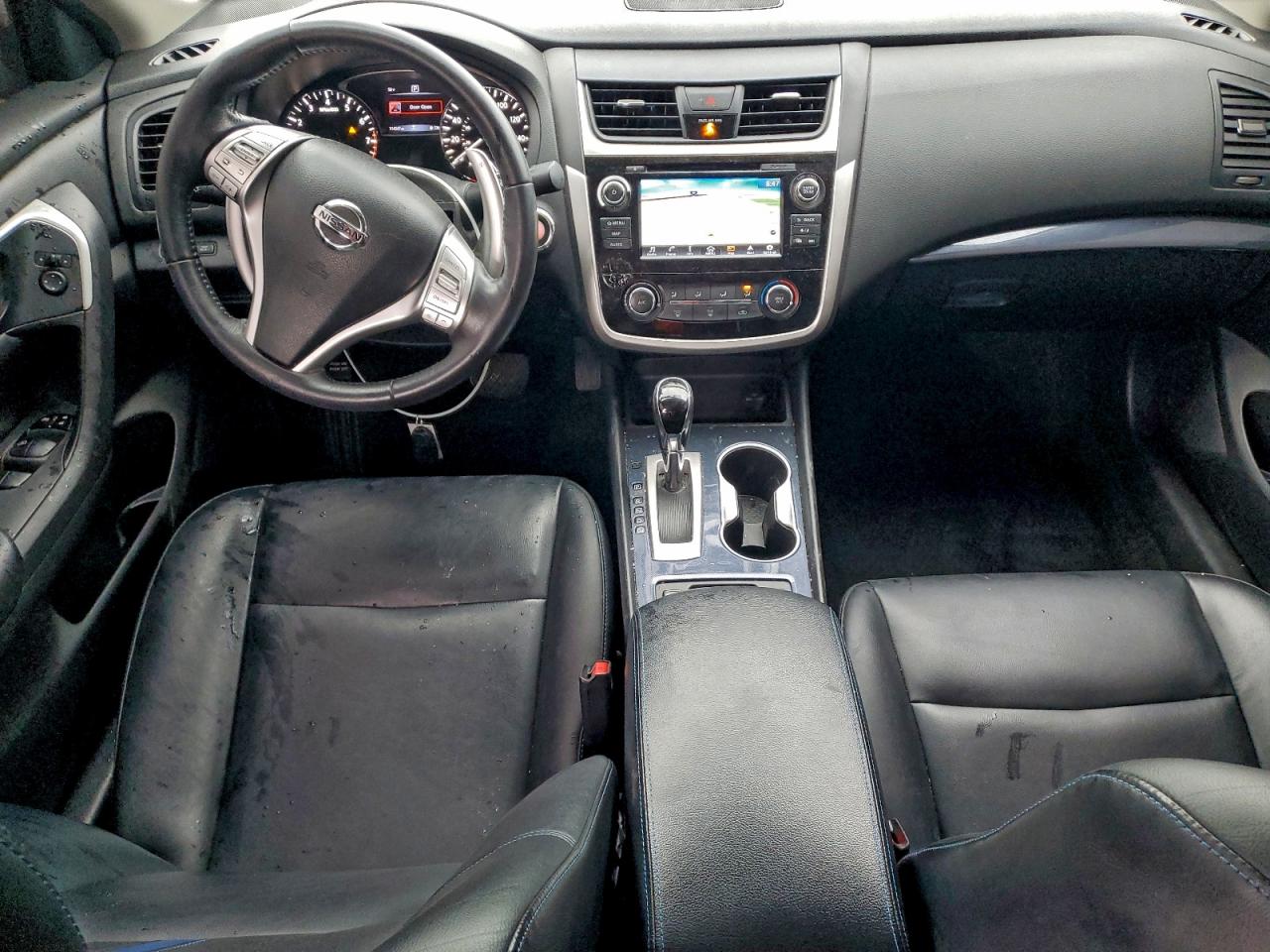 Nissan Altima 2.5 Image 4