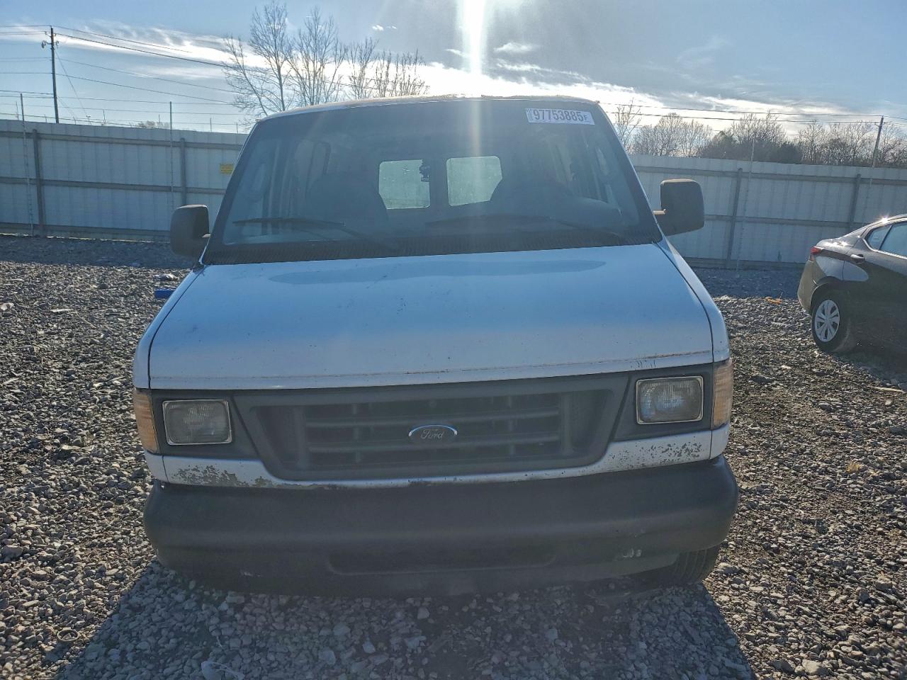 Ford Econoline E150 Van Image 13