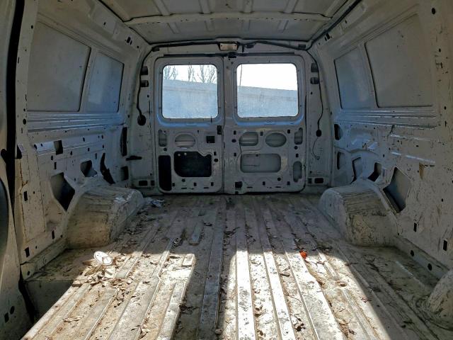 Ford Econoline E150 Van Image 9