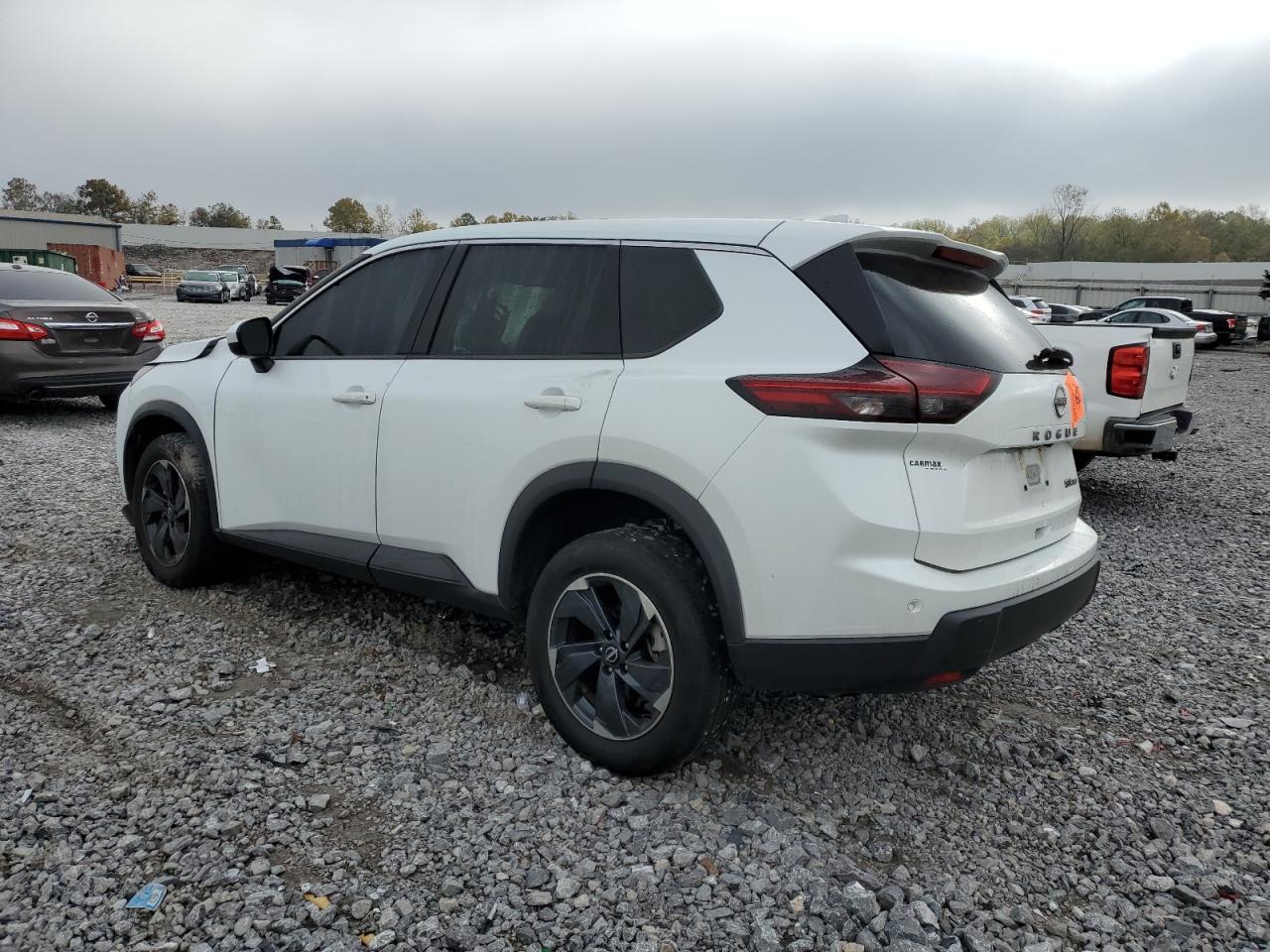 Nissan Rogue Sv Image 3