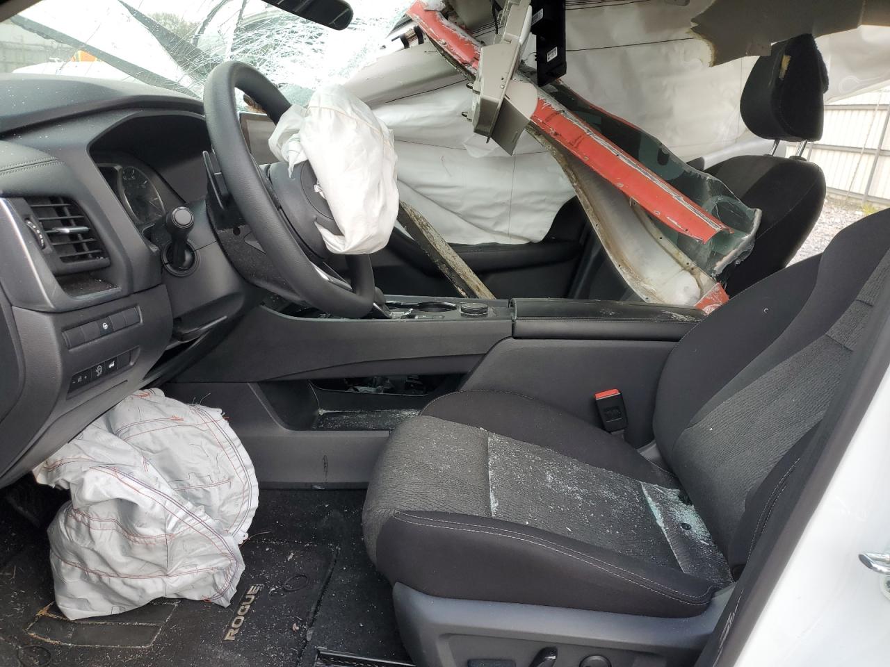 Nissan Rogue Sv Image 13