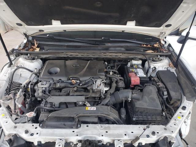 Toyota Camry Se Image 9