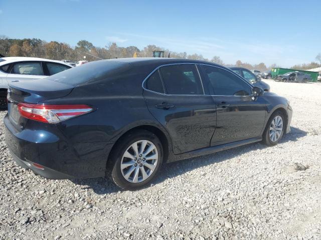 Toyota Camry L Image 10