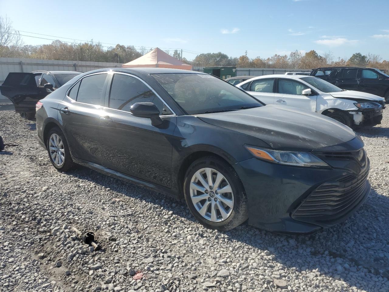 Toyota Camry L Image 11