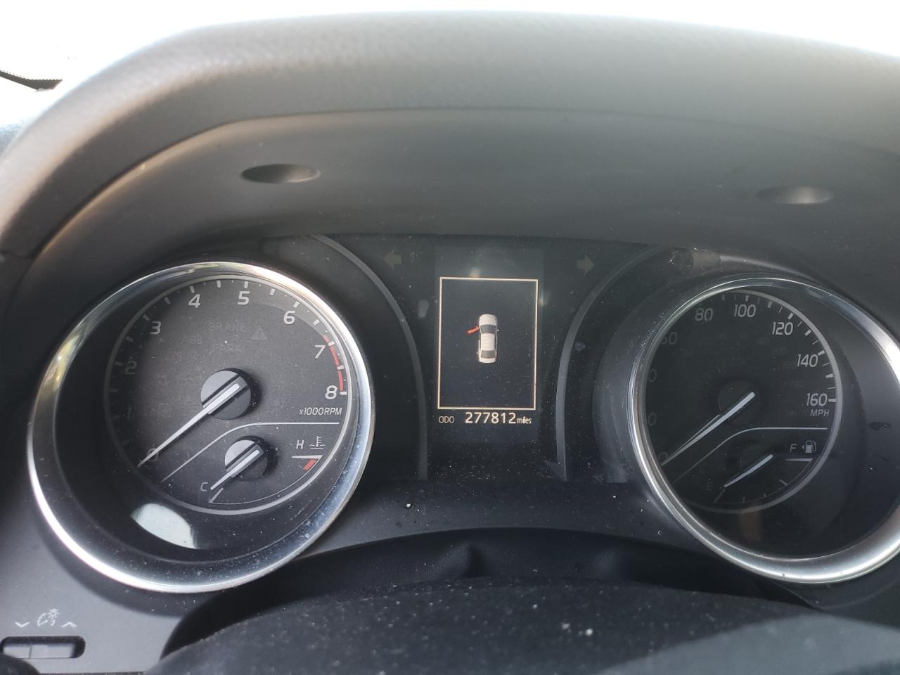 Toyota Camry L Image 9