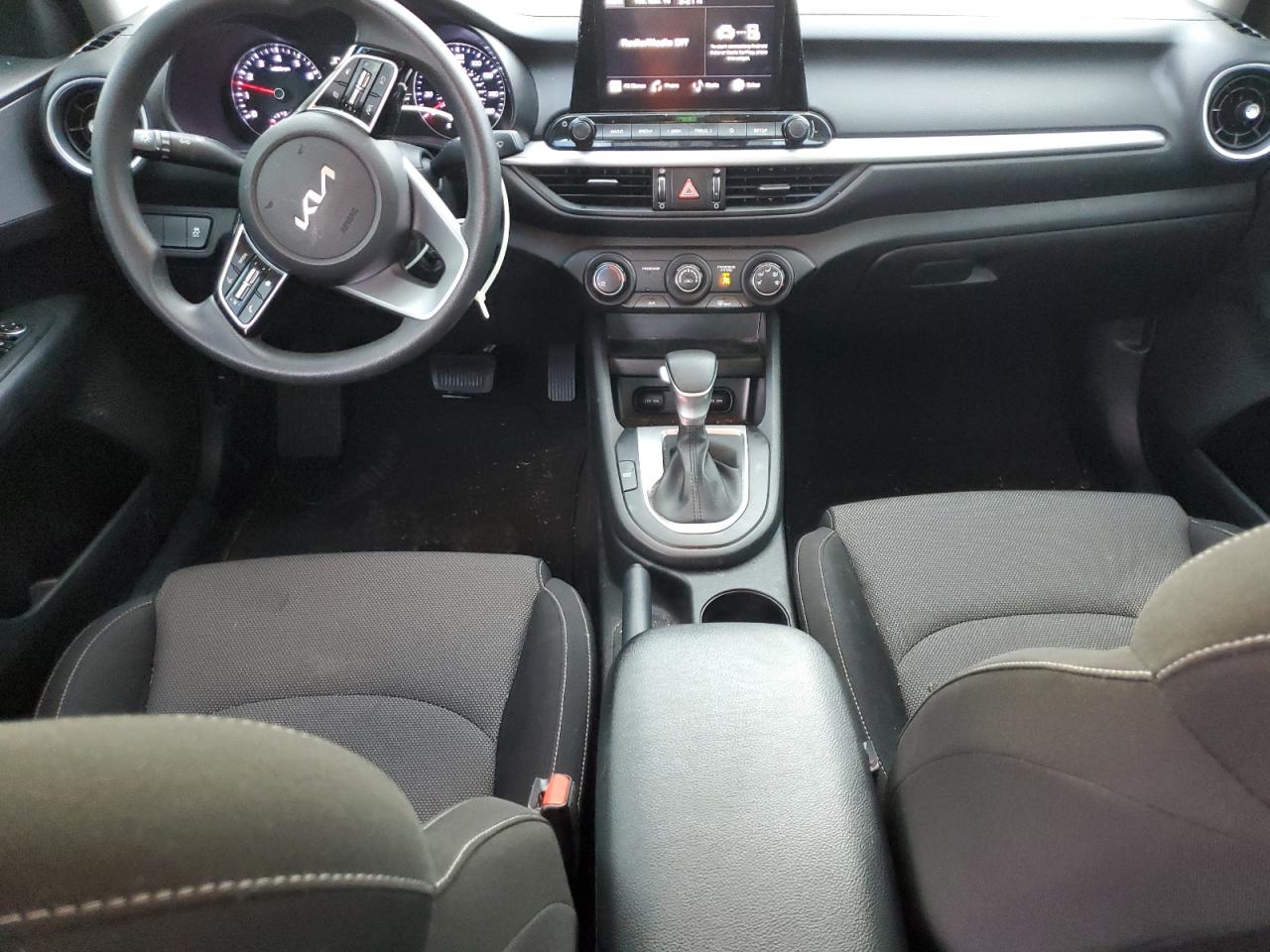 Kia Forte Lx Image 4