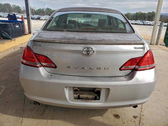 Toyota Avalon Xl Image 6