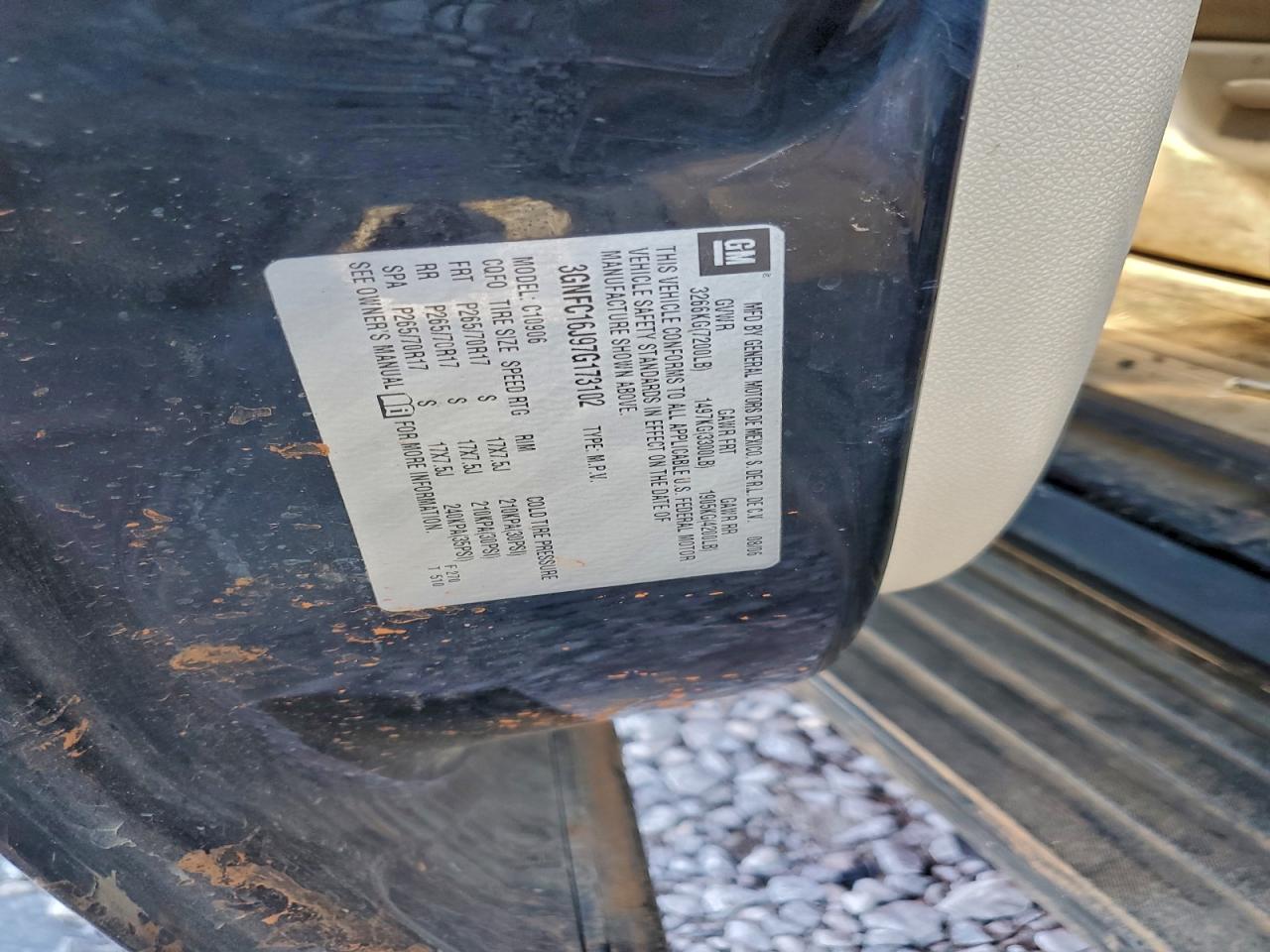 Chevrolet Suburban C1500 Image 8