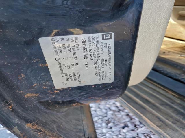 Chevrolet Suburban C1500 Image 8