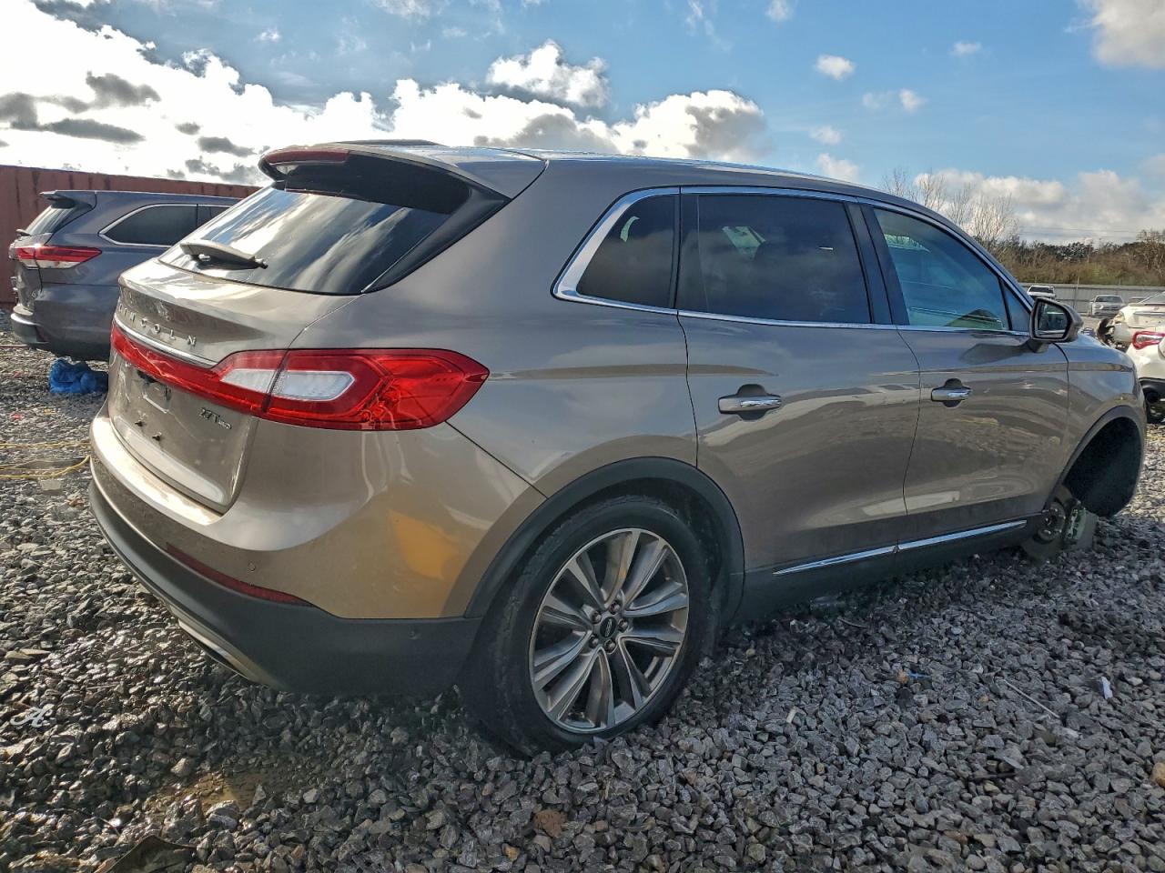 Lincoln MKX Reserve Image 3