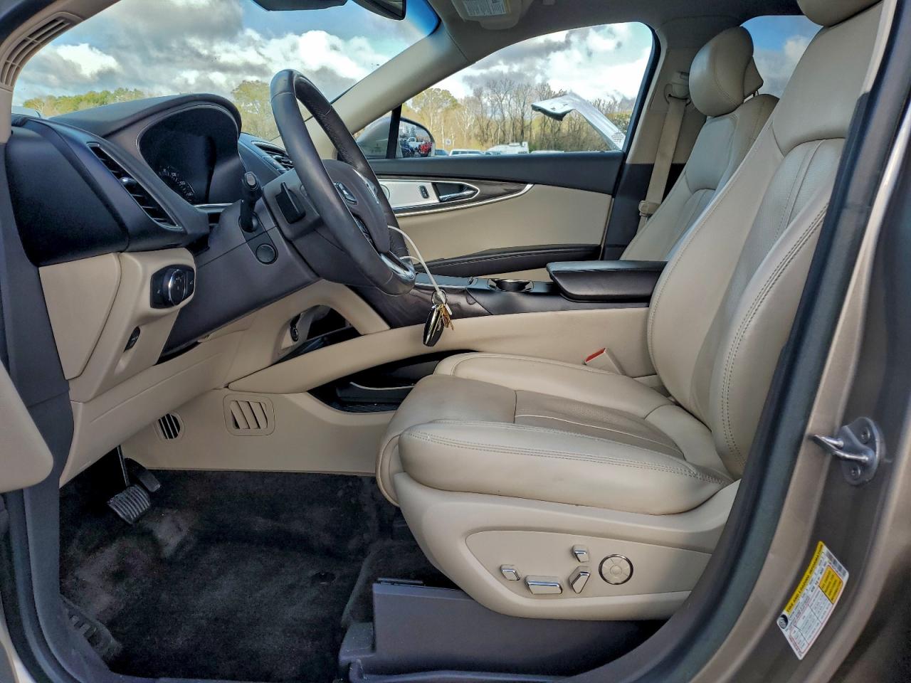 Lincoln MKX Reserve Image 8