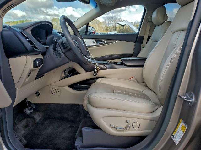 Lincoln MKX Reserve Image 8