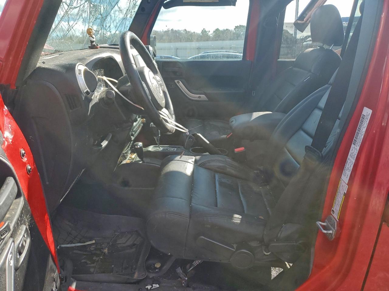 Jeep Wrangler Sahara Image 3