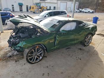  Salvage Ford Mustang