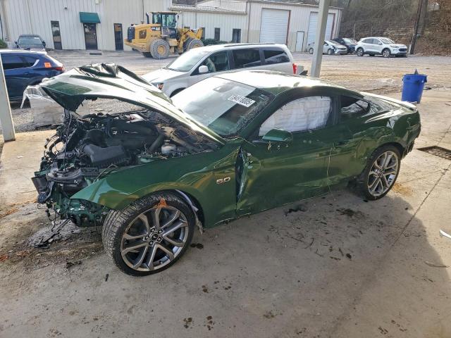  Salvage Ford Mustang