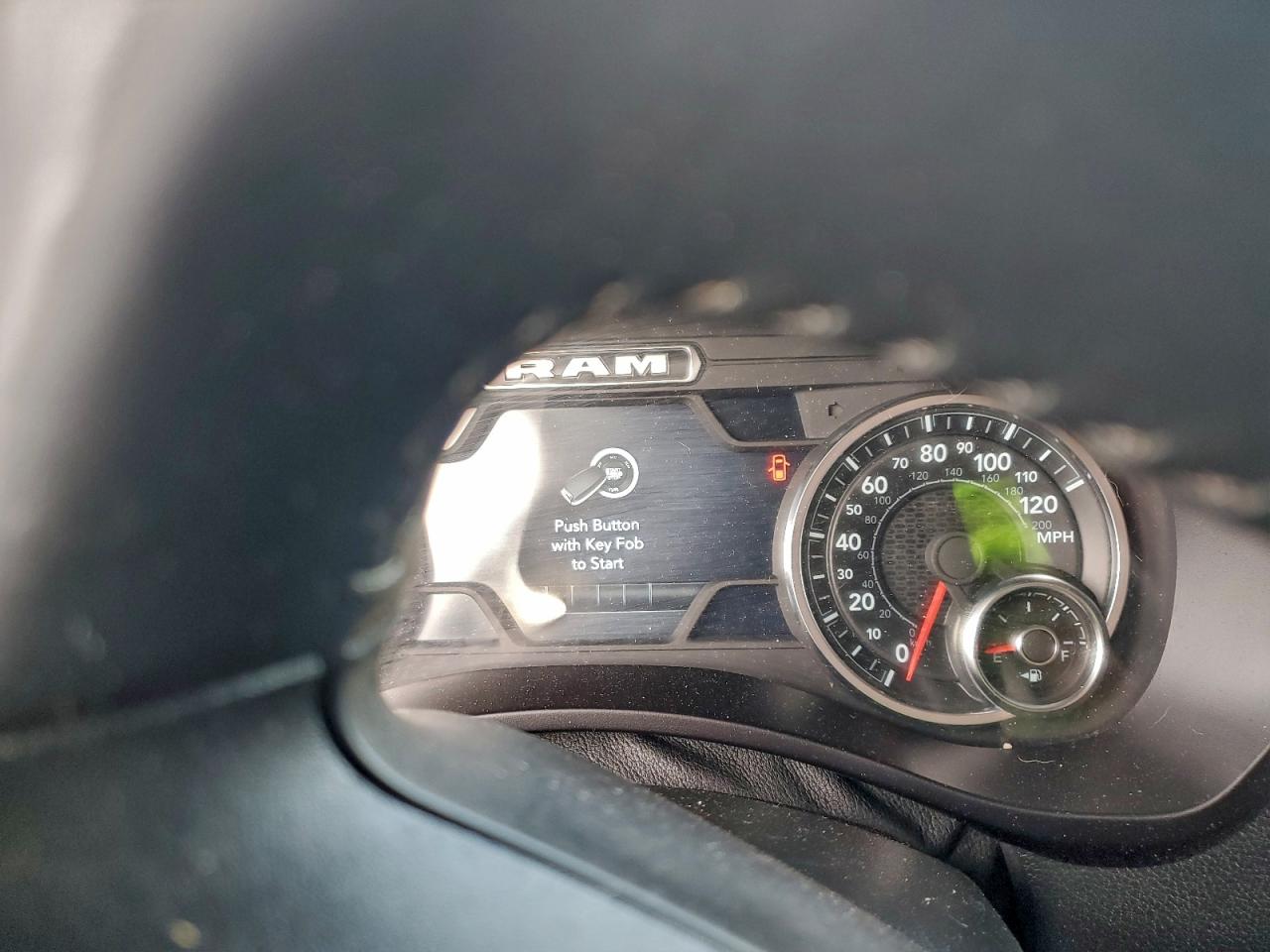 Ram 2500 Tradesman Image 6