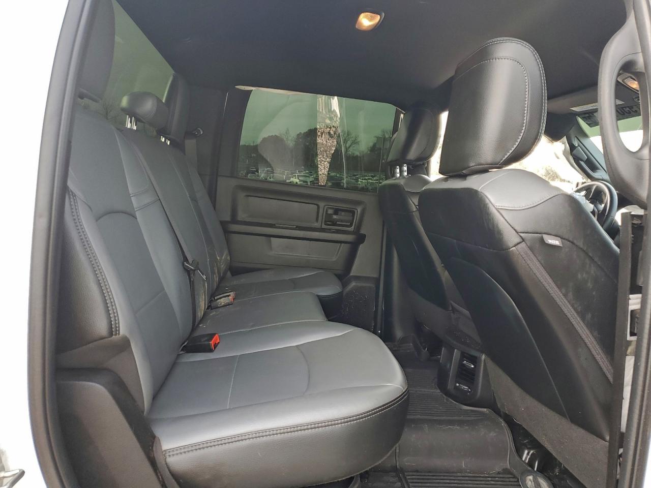 Ram 2500 Tradesman Image 9