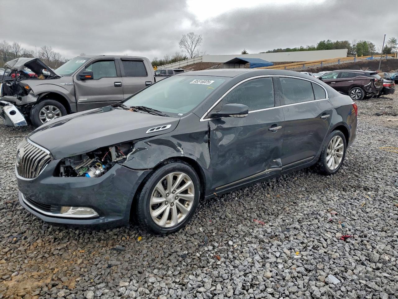Buick LaCrosse Image 1
