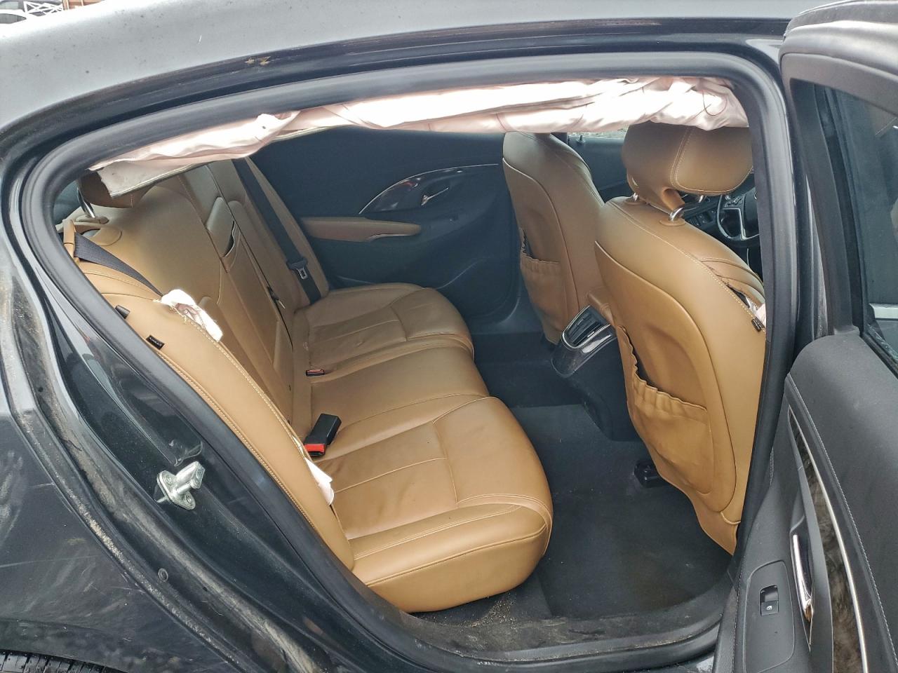 Buick LaCrosse Image 7