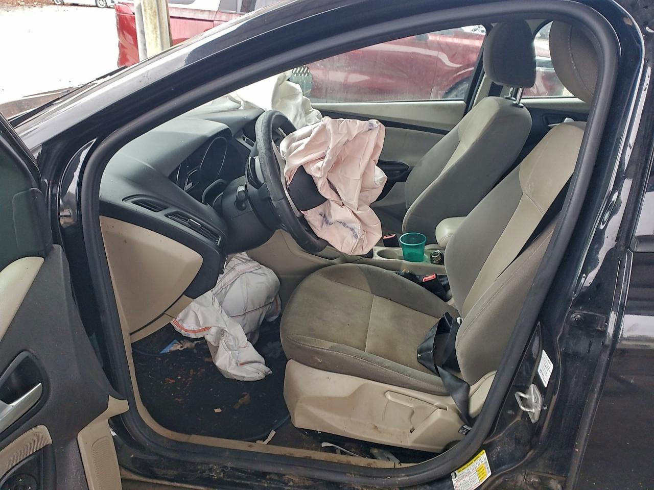 Ford Focus Se Image 6